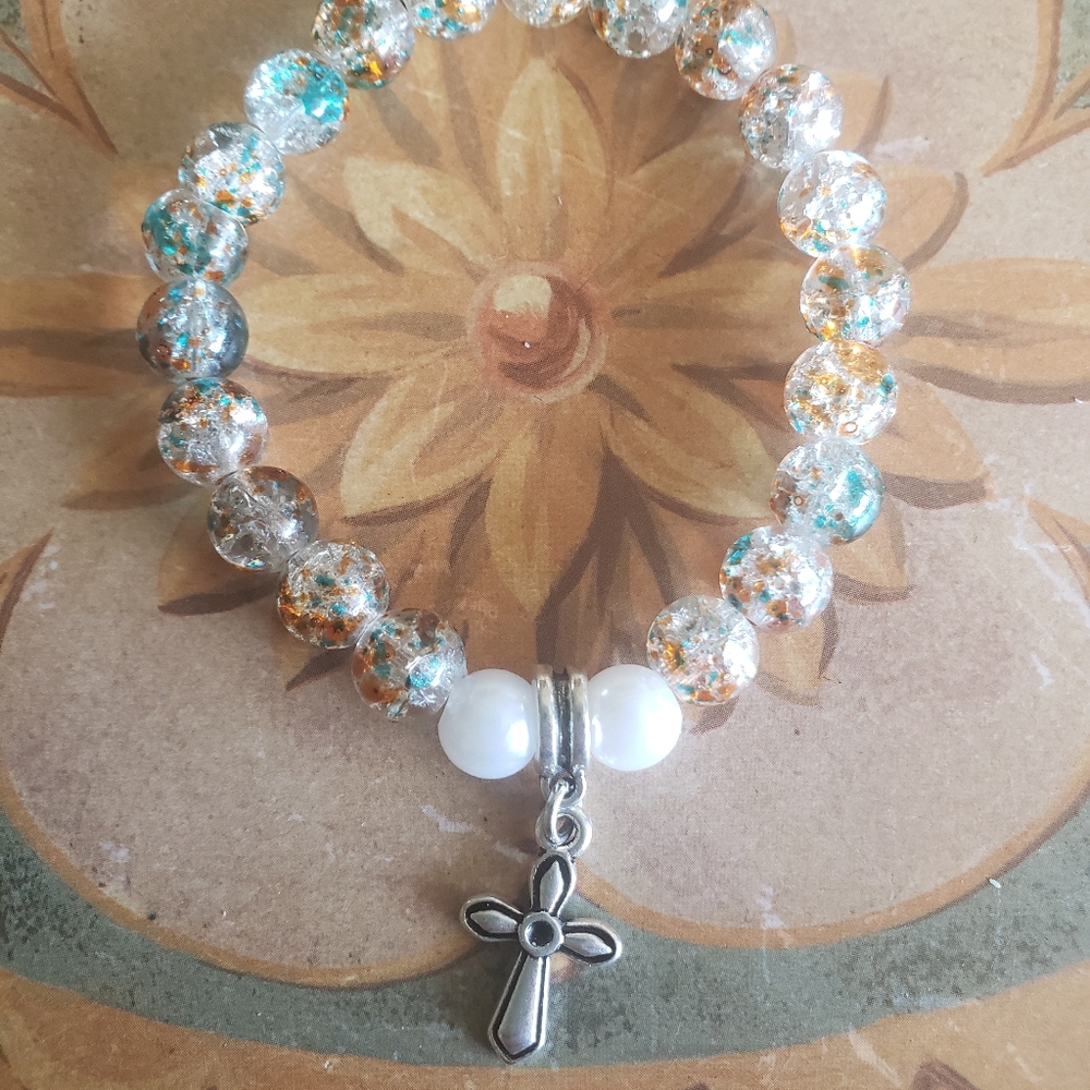 Bracelets - Picture 2 of 16
